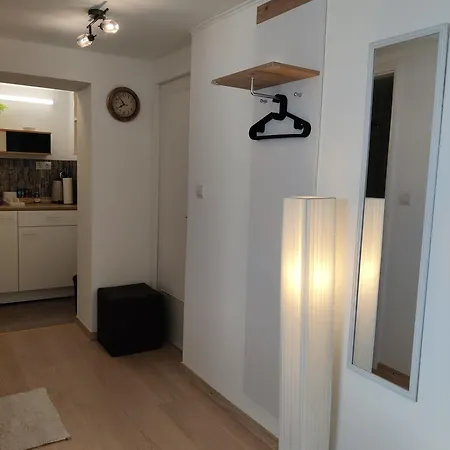 Saujana - Lower Ground Retreat 3* Mosonmagyaróvár