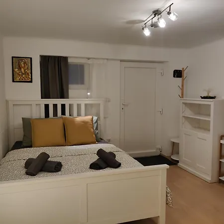 招待所 Saujana - Lower Ground Retreat