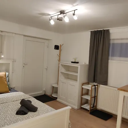 Saujana - Lower Ground Retreat 3* Mosonmagyaróvár