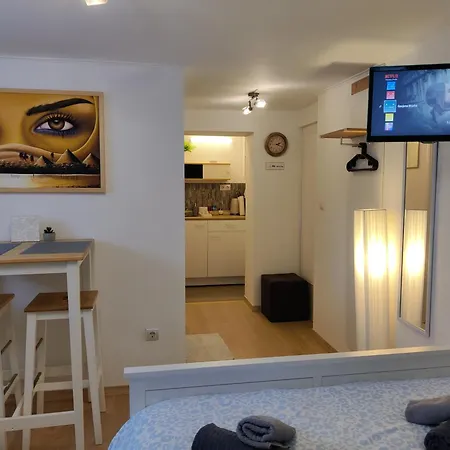 Saujana - Lower Ground Retreat Mosonmagyaróvár