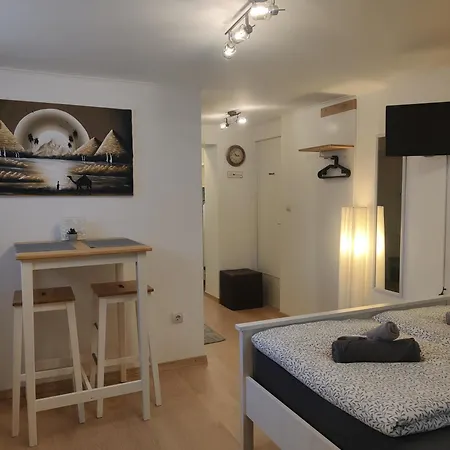 Saujana - Lower Ground Retreat Mosonmagyaróvár